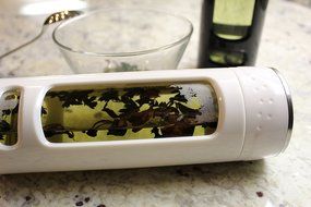 iRSE Tea Infuser Bottle tumbler glass with plastic housing and stainless steel strainer for loose leaf tea maker...