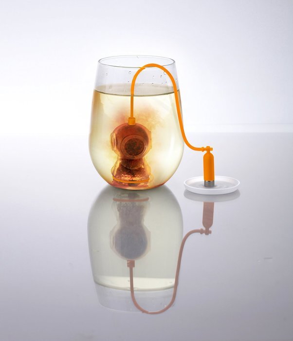 Fred & Friends DEEP TEA DIVER Silicone Tea Infuser N4