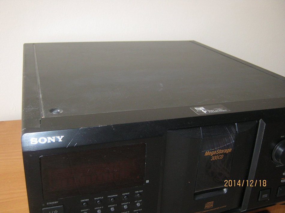 Sony CDP-CX350 MegaStorage 300-CD Changer (Discontinued by Manufacturer)