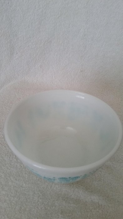 PYREX #402 CINDERELLA BUTTERPRINT MIXING BOWL 1-1/2 QUART