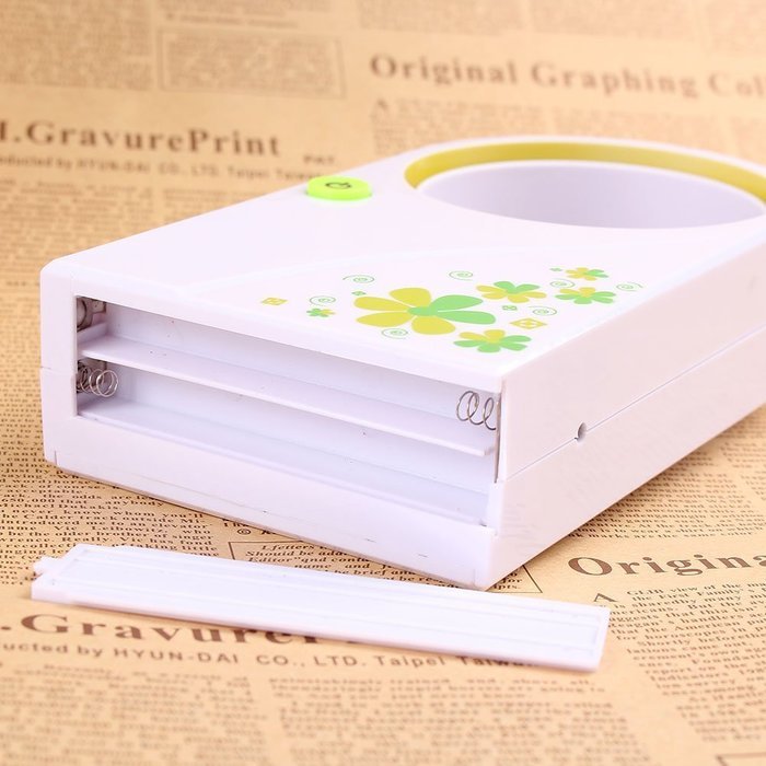 Fashion Beautiful USB Mini No Leaf Fan Bladeless Refrigeration Desktop Portable Air Conditioner 2 Colors (Green) N8