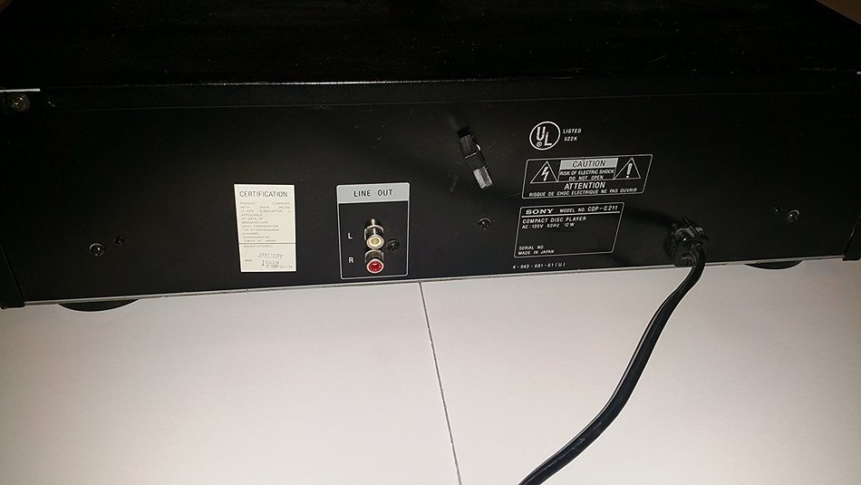 Sony 5 Disc Compact Disc Cd Player Changer Cdp-c211 N2