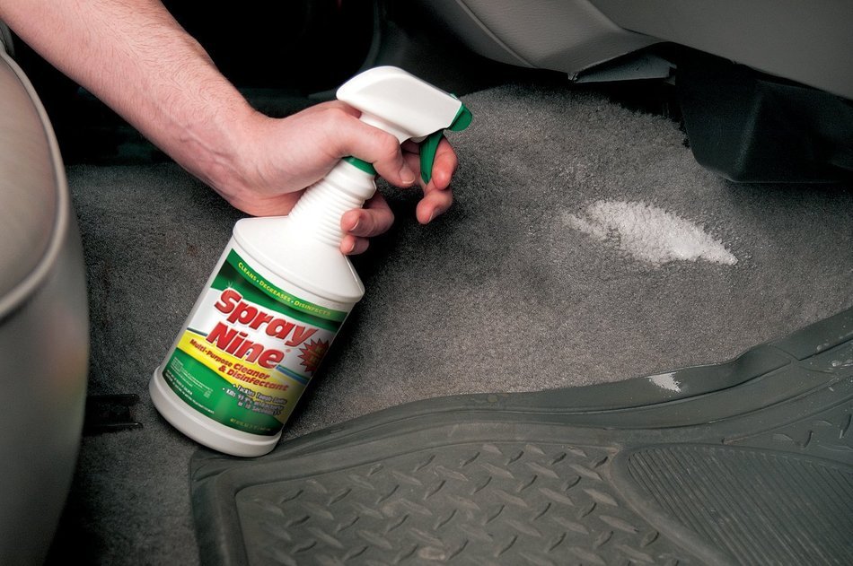 Spray Nine 26832 Heavy Duty Cleaner/Degreaser and Disinfectant, 32 oz. N3
