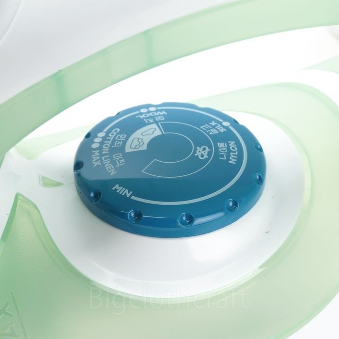 Philips Steam Iron GC1930 Non-stick Spray Soleplate 220V N2