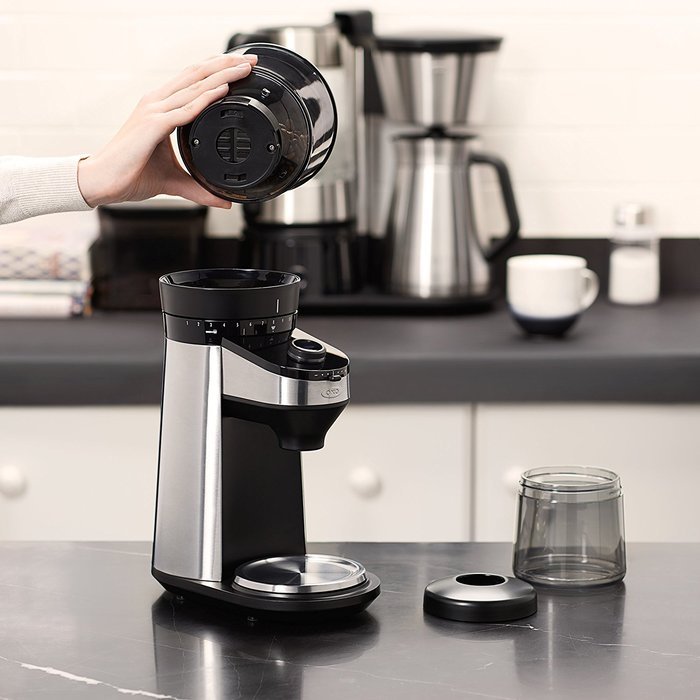 OXO On Conical Burr Coffee Grinder with Intelligent Dosing Scale N3