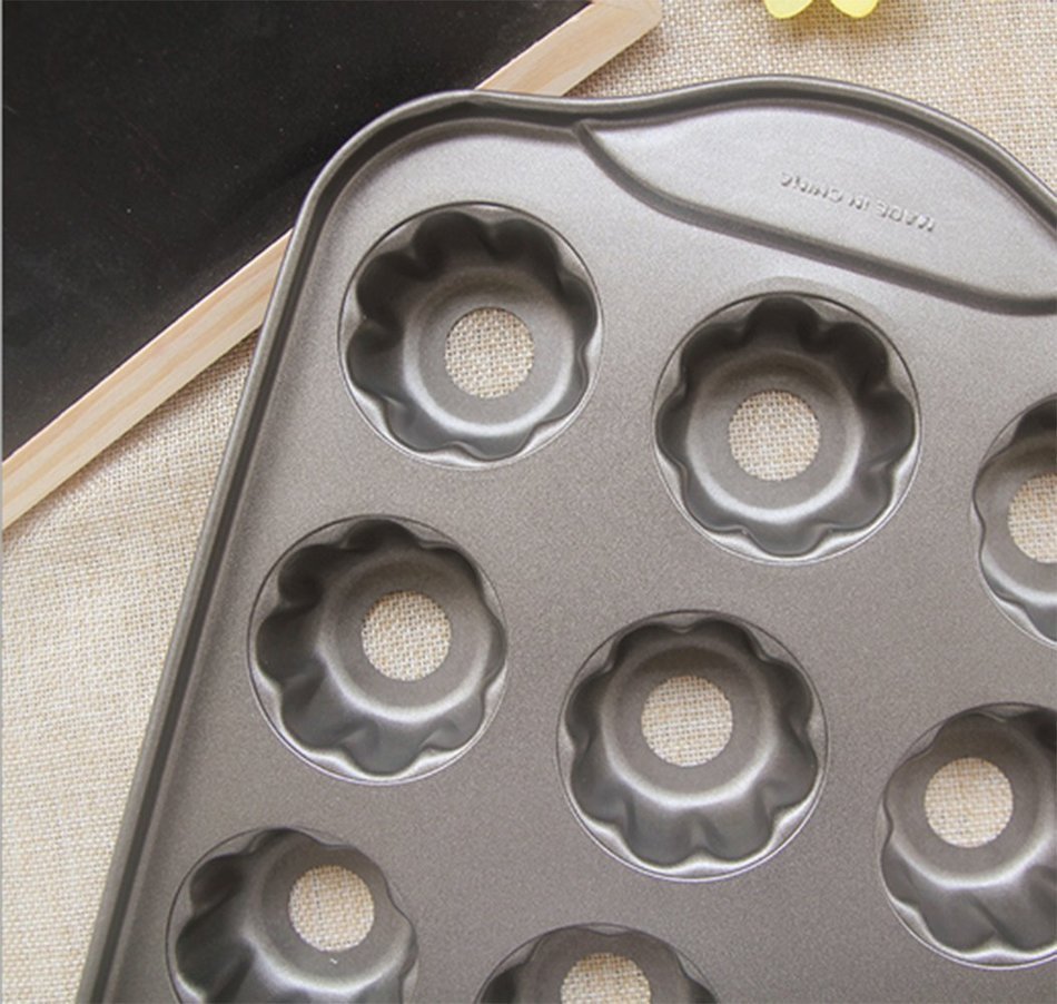 Tosnail 12 Cavity Flower-shaped Mini Cheesecake Pan Cupcake Pan with Removable Bottom