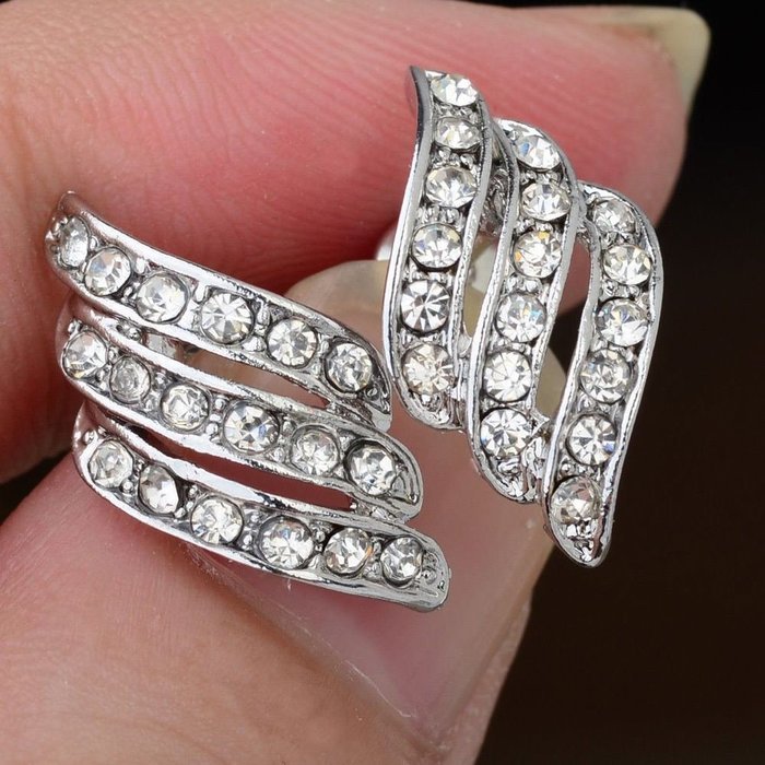 ANGEL'S WINGS Elements Crystal 18-KRGP White Gold Plated Earrings New N3
