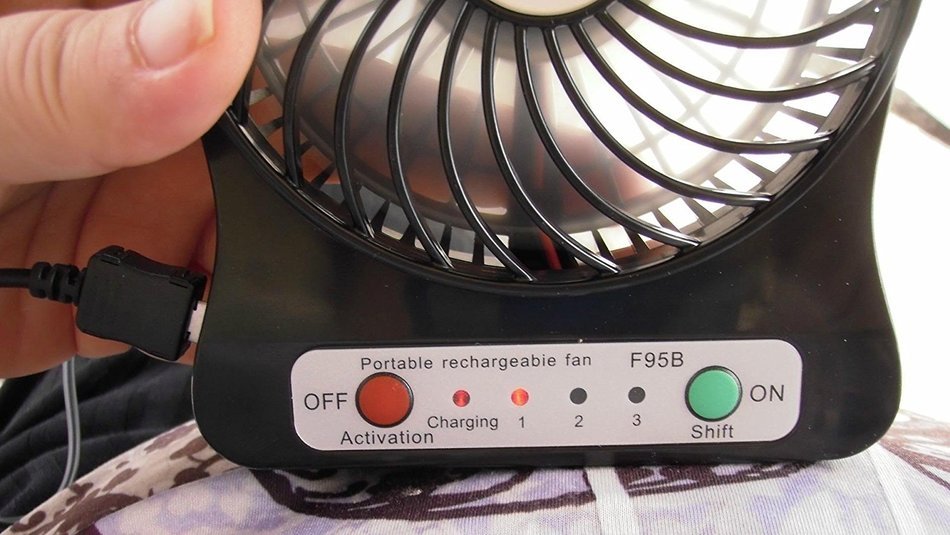 Mini Fan 3 Speed Modes with Rechargeable Lithium 18650 Battery Portable and USB Charge Cable Powered for Outdoor... N6