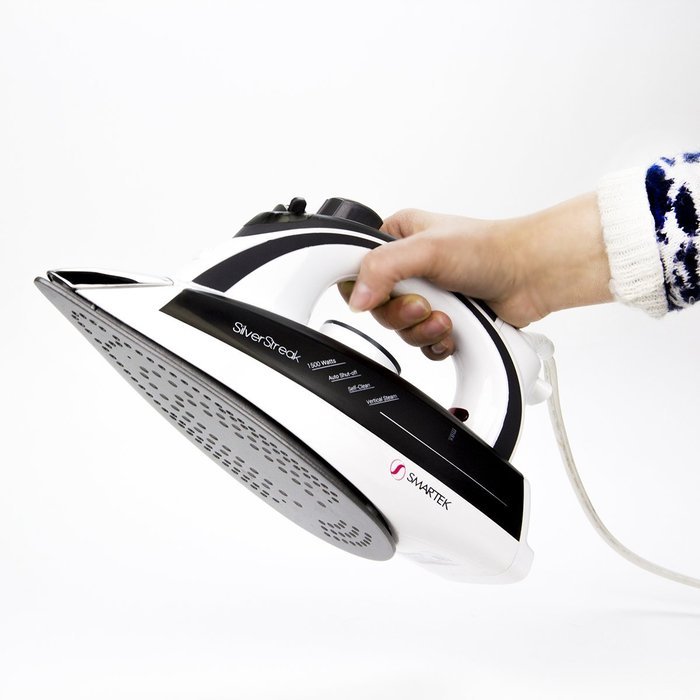 Smartek SilverStreak Heavy-duty Steam Iron SK1500 N3