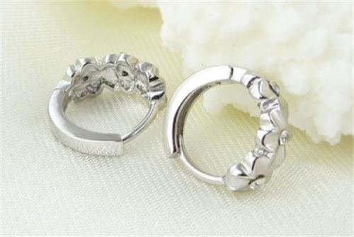 New Fashion Women Silver Plated Flower Crystal Rhinestone Stud Hoop Earrings N4