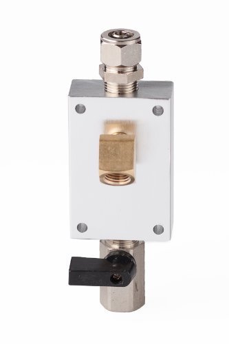 Maxline M3810 Outlet Kit for 1/2-Inch Tubing with 1/4-Inch NPT Outlet Port by Maxline