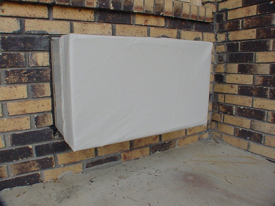 Indoor/Outdoor Air Conditioner Cover for Fedders, Coldpoint and Friederich Units - Width Range 26-3/4" to 27"... N4
