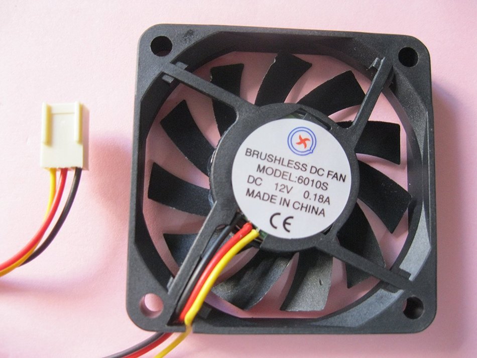 2 pcs Brushless DC Cooling Fan 12V 6010S 11 Blades 3 wire 60x60x10mm Sleeve-bearing Skywalking