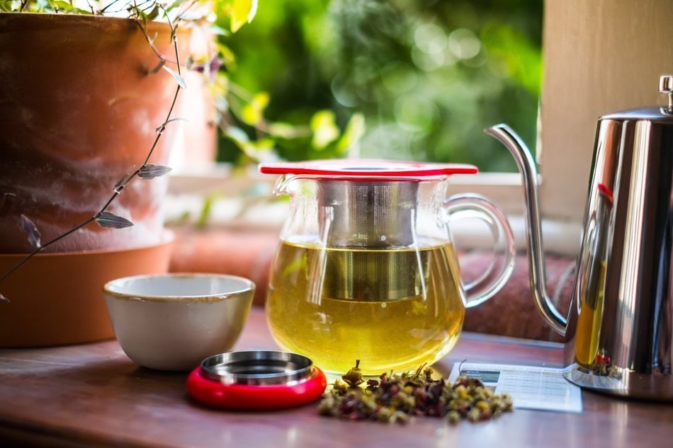 Tea Strainer:- Fine Mesh Stainless Steel Tea Infuser for Loose Leaf Tea - Perfect For All Your Favourites including...