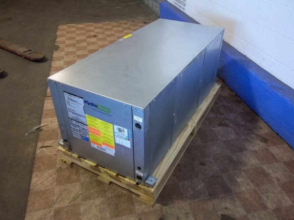 FIRST COMPANY New Commercial AC Package Unit - Geothermal Heat Pump WSHC060C-FLH-FE ACC-6779 N3