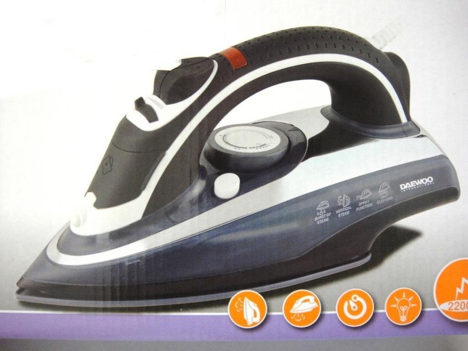Daewoo DI-9208 2200-watt Steam/Dry Iron, 220V (Not for USA) N5