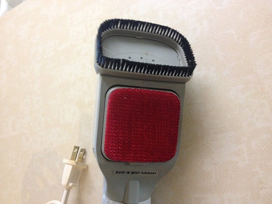 Sunbeam Steam Valet Handheld Mini Steamer N4