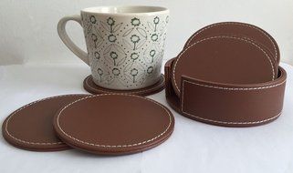 XICHEN&reg; Leather Coasters - Upscale With Coaster Holder Sleek -6 Piece Set With Holder (Chocolate Brown) N2