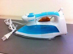 Conair Steam Iron 1500 Watts N7
