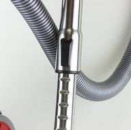 Ovente ST2000 Featherlite Cyclonic Bagless Canister Vacuum with Hepa Filter - Corded N4