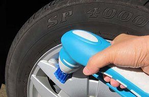 Power Scrubber with 2 Rechargeable Batteries 4 Brushes 1 Scouring Pad Ideal Bathroom Power Scrubber N5