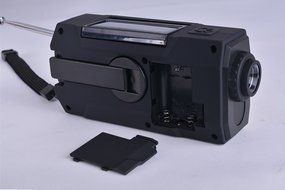 iRonsnow IS-090 Solar Hand Crank AM/FM/NOAA/WB Weather Radio, Self-Powered Dynamo 2000mAh Emergency Power Bank... N4