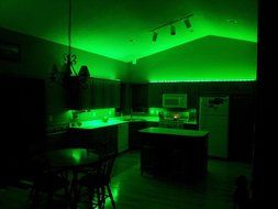 TOP YAO 16.4ft 3528 120led/m SMD Flexible Ribbon 600 LED 9.6w/m Waterproof Cuttable Strip Light for Home Party... N17