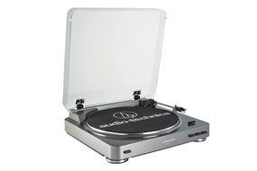 Audio Technica AT-LP60USB Fully Automatic Belt Driven Turntable with USB Port bundled with the AT-6012 record... N2
