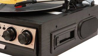 Boytone BT-27R-C Bluetooth connection 3-Speed Stereo Turntable, 2 built in Speakers Digital LCD Display AM/FM... N6