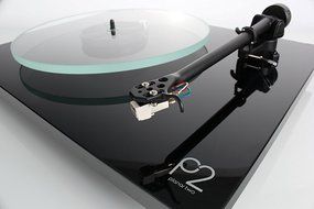 Rega Planar 2 Turntable -Black