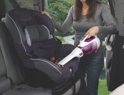 Black &amp; Decker CHV1210 Dustbuster 12-Volt Cordless Cyclonic Hand Vac N6