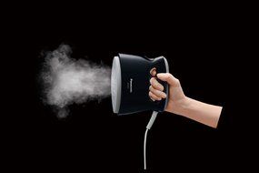 Panasonic Steam Iron Black NI-FS470-K N2