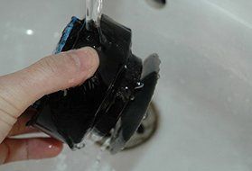 IPX7 Waterproof Bluetooth Swimming Hands-Free Mic Speaker N5