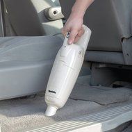 Makita LC05 12V Vacuum with Built-In Battery N12