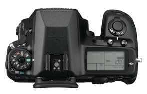 Pentax K-7 14.6 MP Digital SLR with Shake Reduction and 720p HD Video (Body Only) N3
