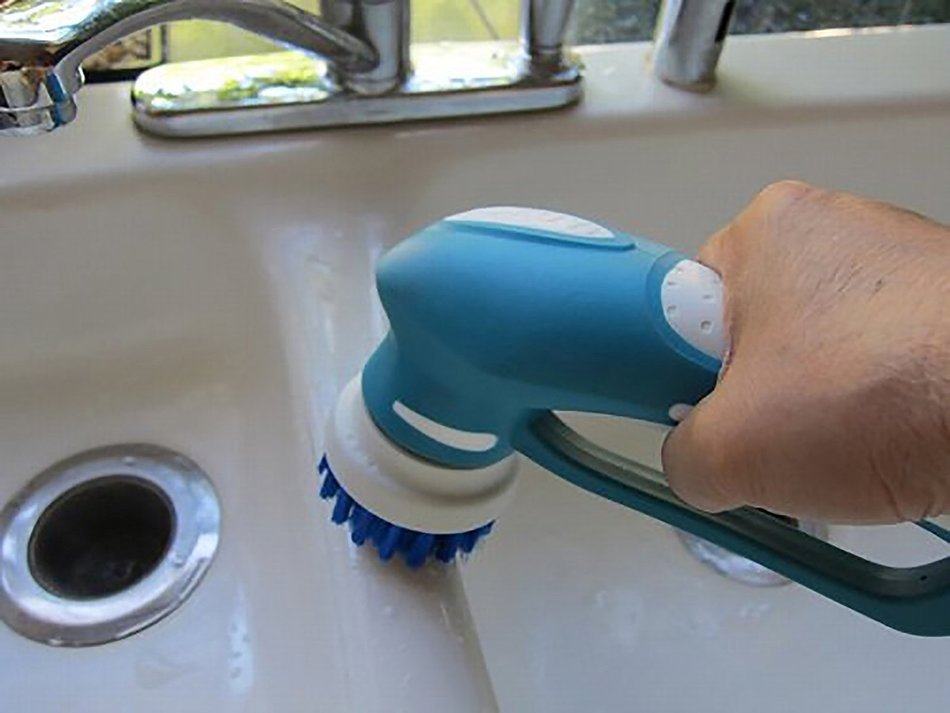 Power Scrubber with 2 Rechargeable Batteries 4 Brushes 1 Scouring Pad Ideal Bathroom Power Scrubber N7