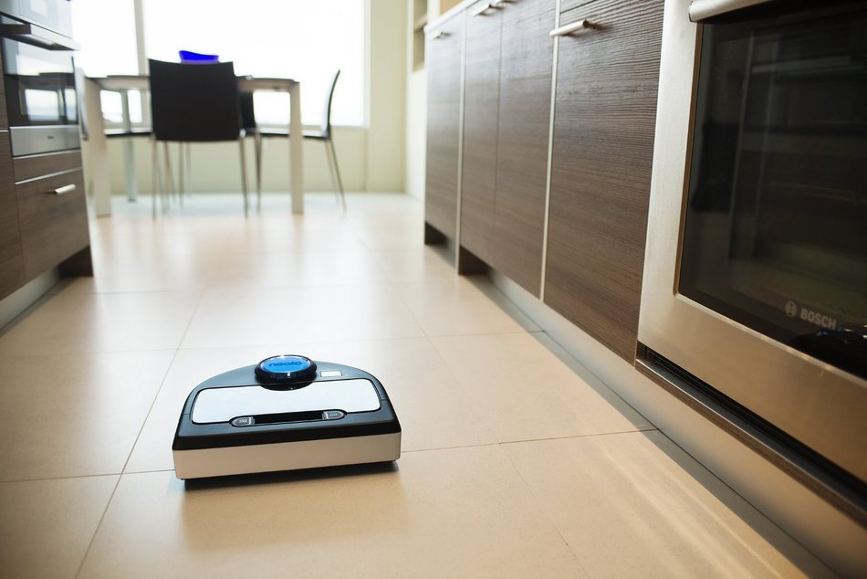 Neato Botvac D80 Robot Vacuum for Pets and Allergies N3