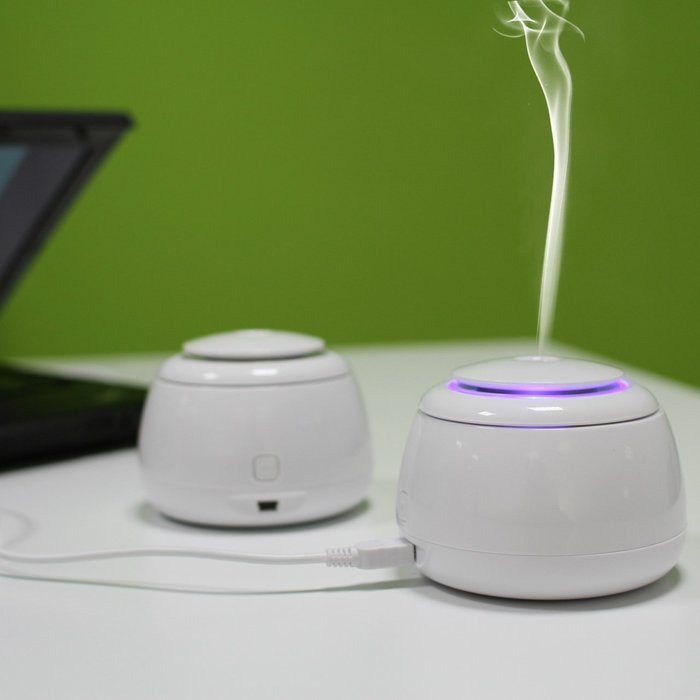 Car USB Humidifier, Yokkao Air Purifier Aroma Diffuser Mini Portable DC5V 180ml Vehicle Mounted with Cup holder... N11