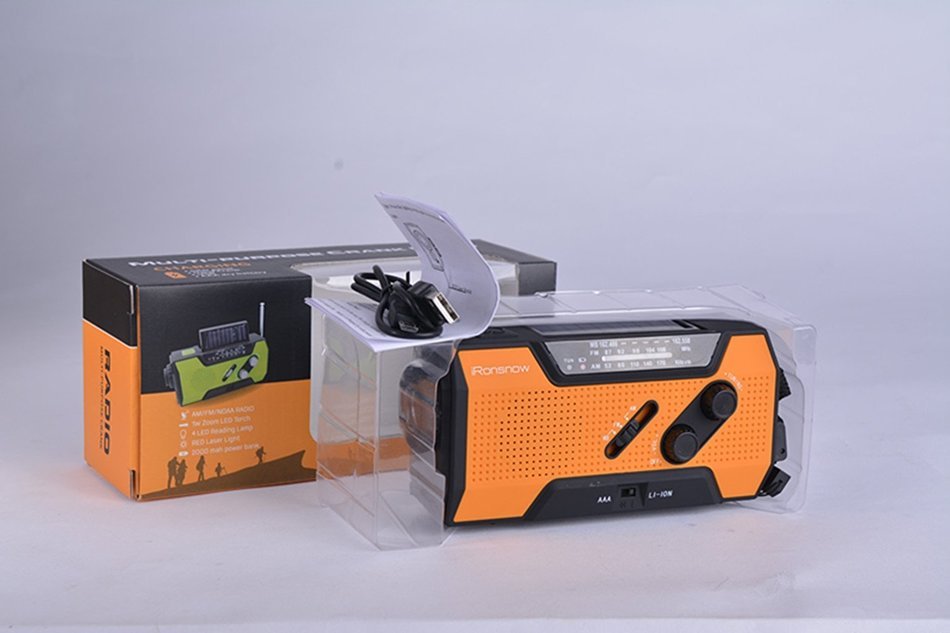 iRonsnow IS-090 Solar Hand Crank AM/FM/NOAA/WB Weather Radio, Self-Powered Dynamo 2000mAh Emergency Power Bank... N5