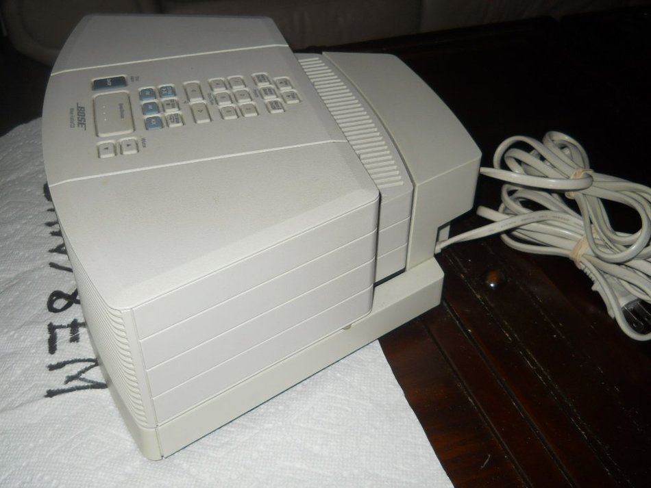 Bose Wave Radio and CD Player AWRC-1P White N4
