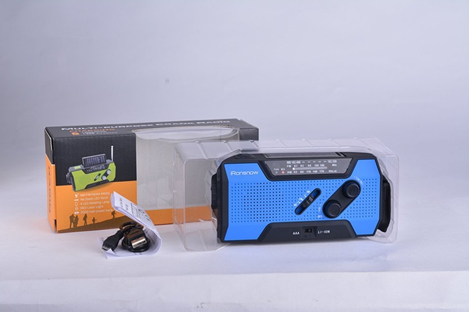 iRonsnow IS-090 Solar Hand Crank AM/FM/NOAA/WB Weather Radio, Self-Powered Dynamo 2000mAh Emergency Power Bank... N14