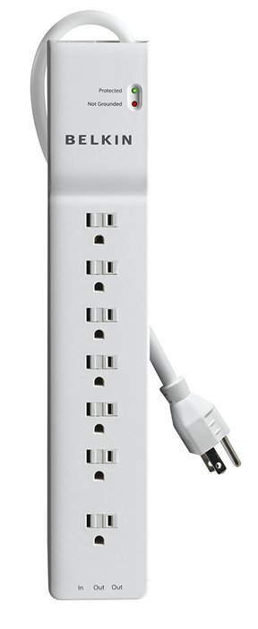 Belkin 7-Outlet Home and Office Power Strip Surge Protector with 6-Foot Power Cord, 2320 Joues (BE107200-06) N3
