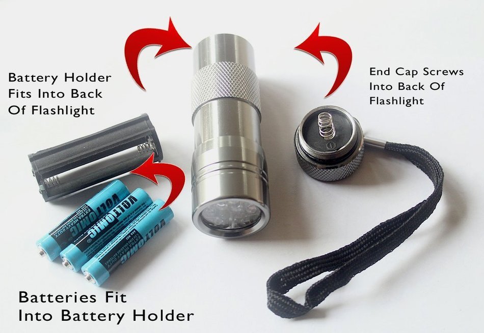 Pet Detective Best UV Flashlight LED Ultraviolet Black Light Reveals Hidden Dog and Cat Urine Stains the light... N6