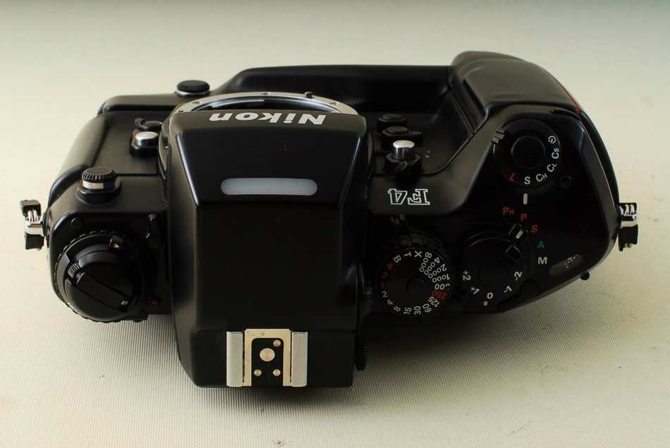 Nikon F4S Autofocus Camera Body w/Nikon MB-21 Motor Drive N2