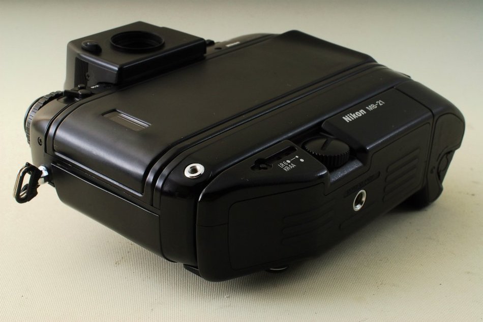 Nikon F4S Autofocus Camera Body w/Nikon MB-21 Motor Drive N3