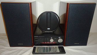 Onkyo R-805X WRAT Mini / Micro Shelf HIFI FM Stereo Tuner Amplifier Complete with D-062AX L &amp; R Speaker System... N5