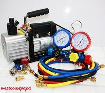 R410A R134A R22 4.8 CFM Vacuum Pump HVAC A/C Refrigerant W/4VALVE MANIFOLD GAUGE N3