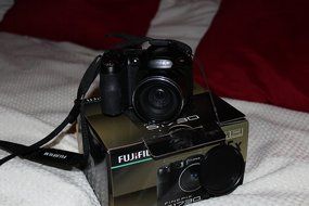 Fujifilm Finepix S1730 Digital Camera