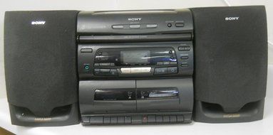 Sony CFD-646 3 Disc CD Changer Bookshelf Stereo Dual Cassette Recorder Player Mega Bass AM FM Radio Detachable... N5