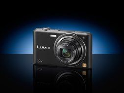 Panasonic Lumix DMC-SZ3 16.1 MP Compact Digital Camera with 20x Intelligent Zoom (White) (OLD MODEL) N3